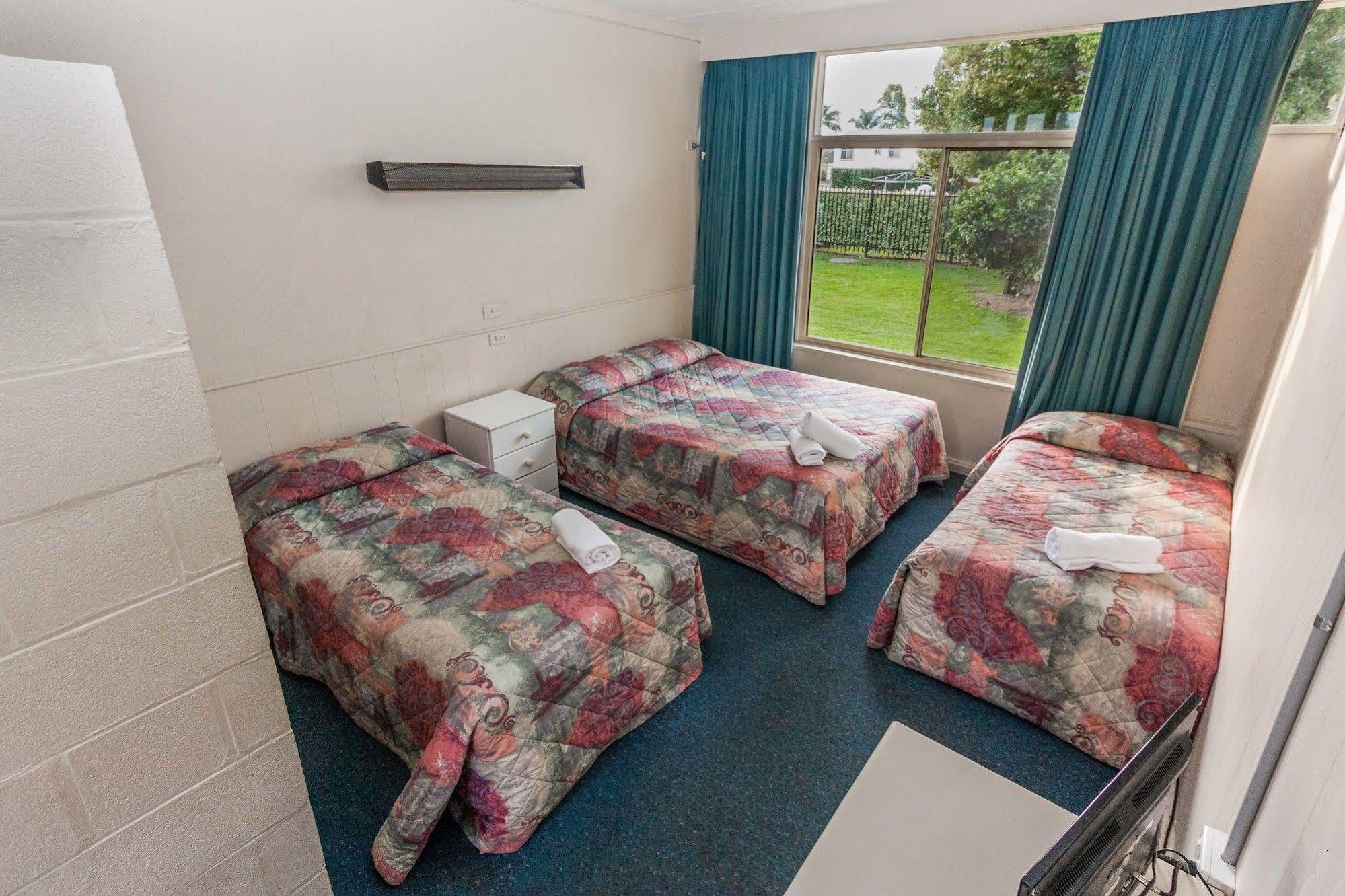 Moruya Waterfront Hotel Motel Exterior foto